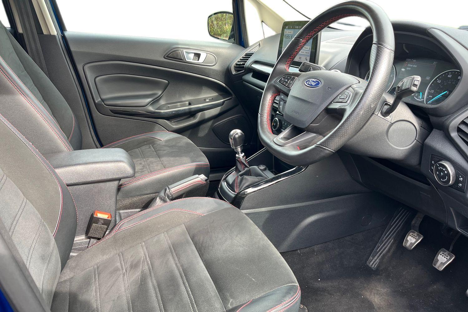 Ford EcoSport Photo 8