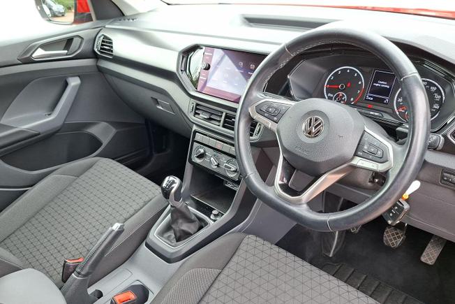 Volkswagen T-Cross Photo 6
