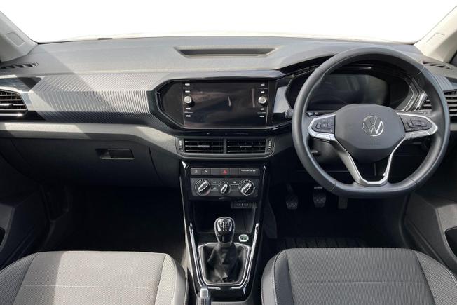VOLKSWAGEN T-Cross Photo 10
