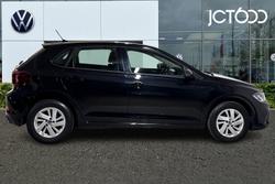 VOLKSWAGEN Polo Photo 4
