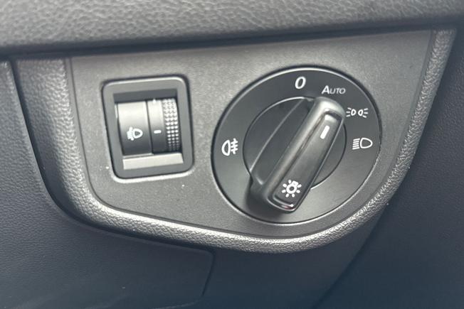 VOLKSWAGEN Polo Photo 23