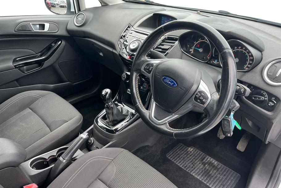 Used FORD FIESTA 9