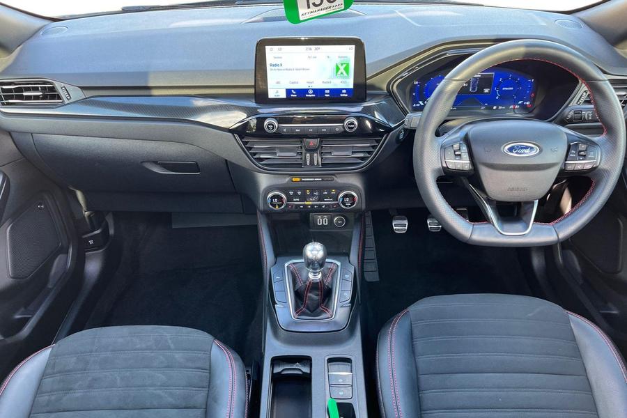 Ford KUGA Photo autoimg-b7d8b4c74f242aa789355828498bb43f41fd1524.jpg