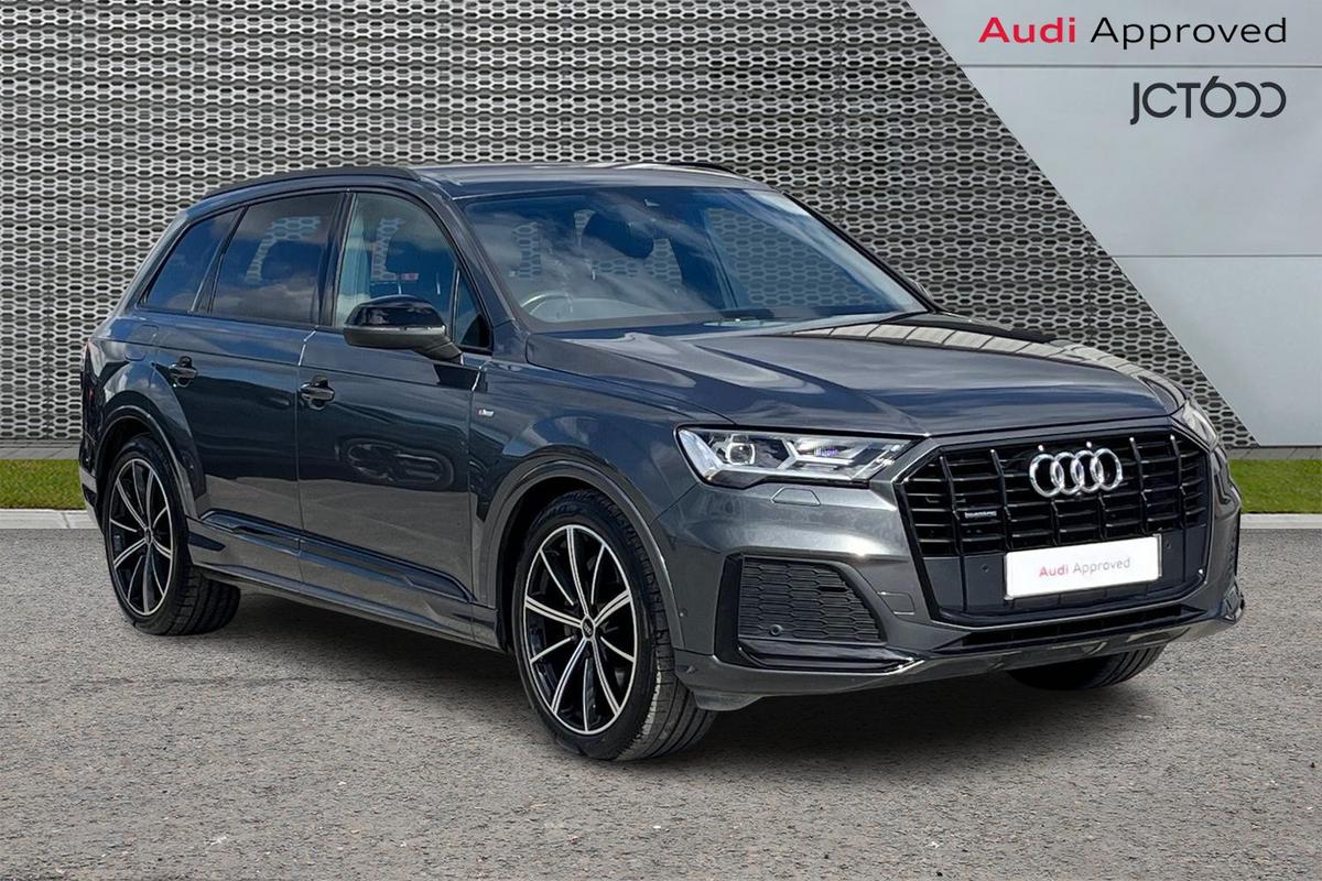Audi Q7 listing photo