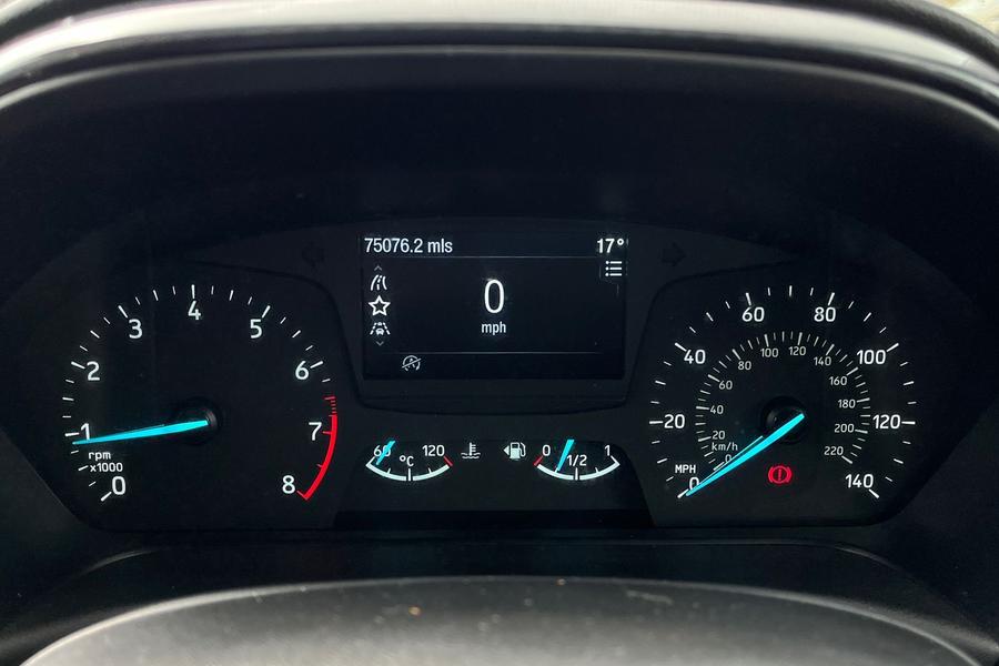 Ford FIESTA Photo autoimg-b7db9efb096988d9a407556fa1f3ed01a204d548.jpg
