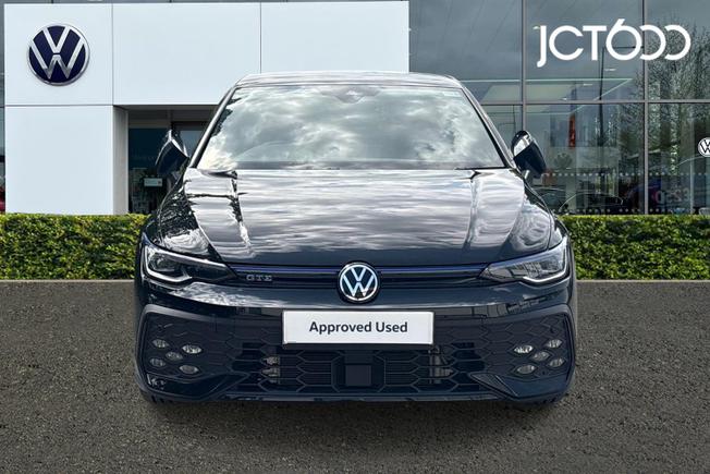 VOLKSWAGEN Golf Photo 8