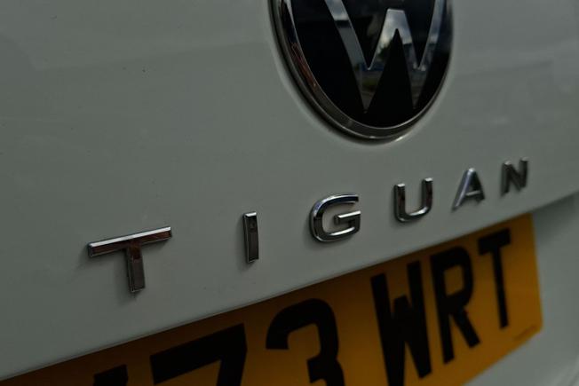 VOLKSWAGEN Tiguan Photo 21