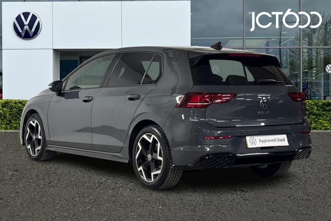 VOLKSWAGEN Golf Photo 3