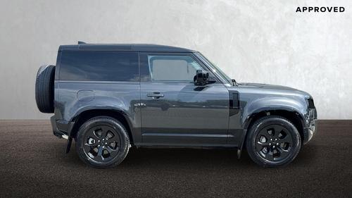 Land Rover Defender Photo autoimg-b7e7073324556a87c8c7d02975230bd2222608ac.jpg