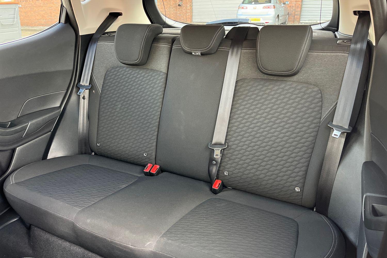 Ford Fiesta Photo 19