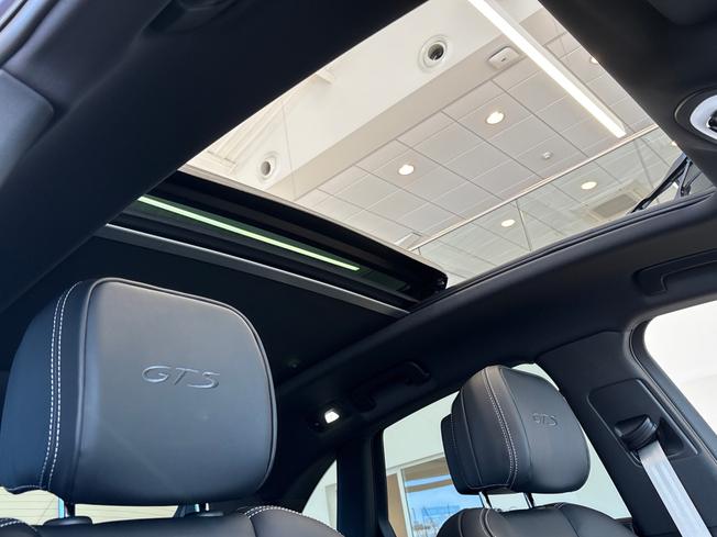 PORSCHE Macan Photo 28