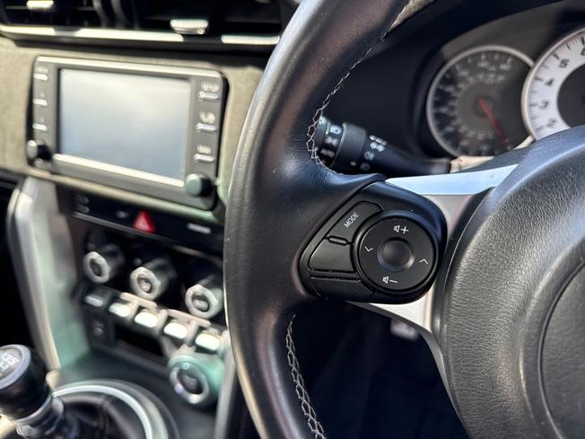 TOYOTA GT86 Photo 16