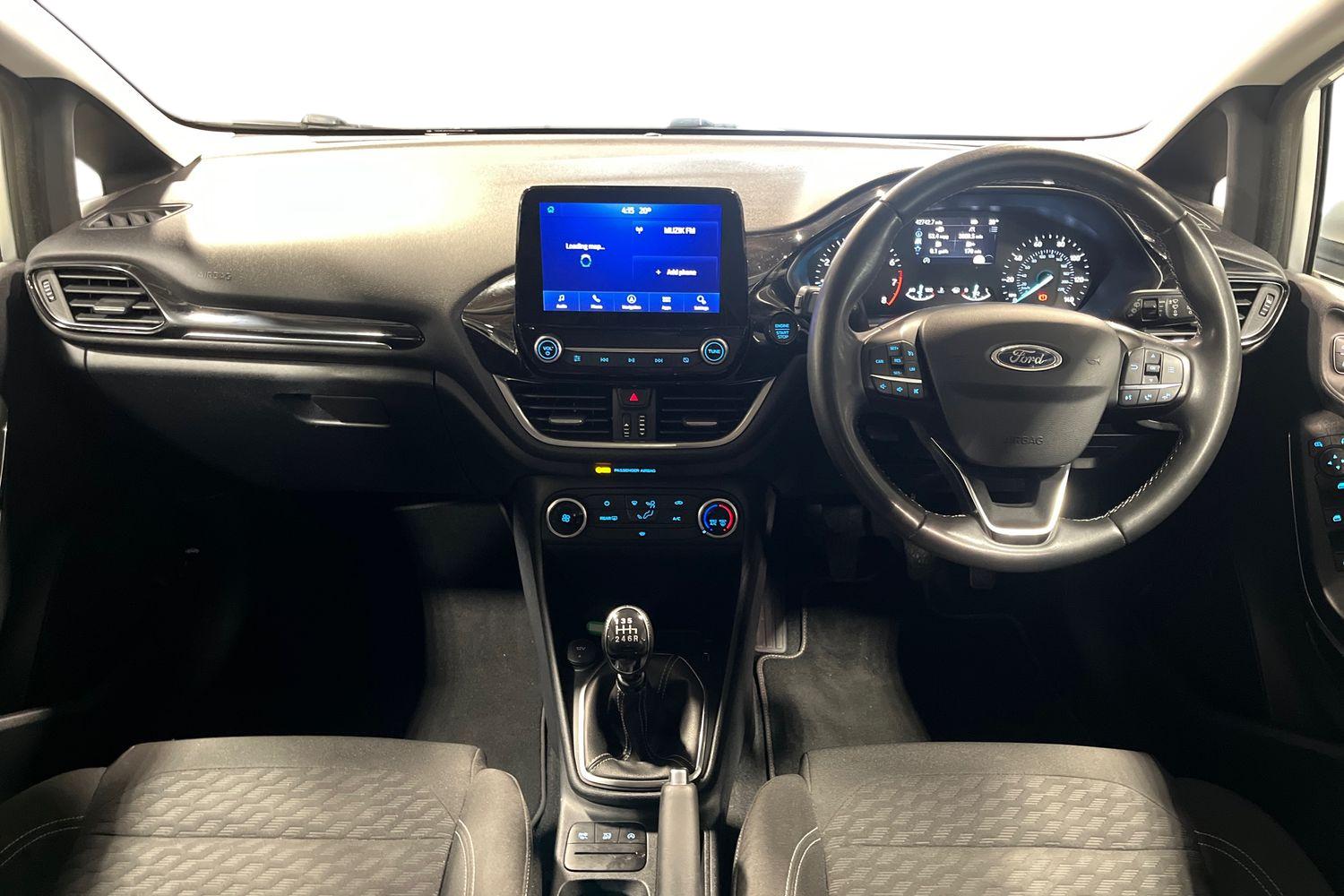 Ford FIESTA Photo 9