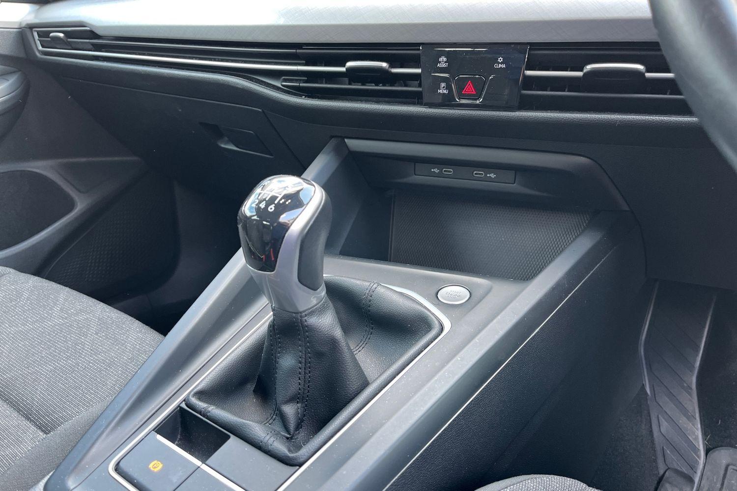 Volkswagen GOLF Photo 35