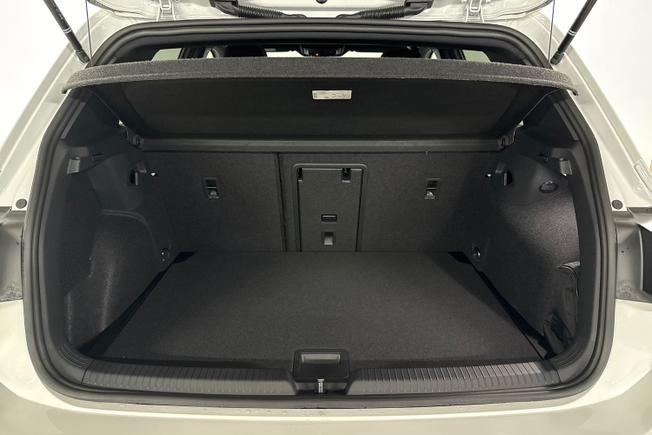 Volkswagen Golf Photo 12