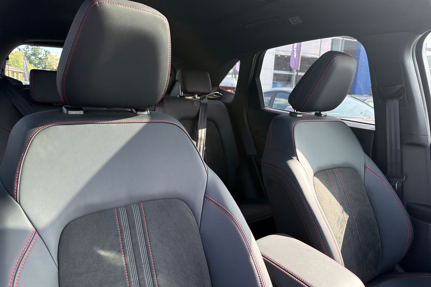 Ford KUGA Photo 16