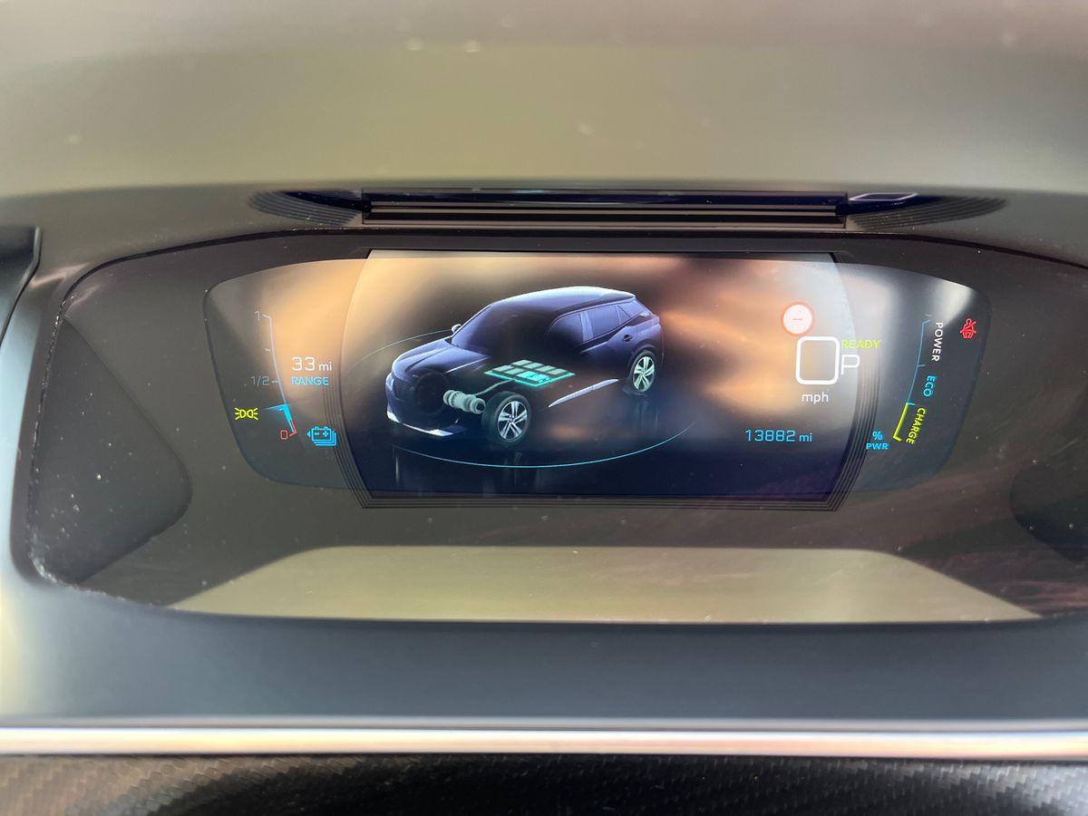 Peugeot E-2008 Photo 41