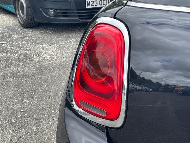 MINI Hatchback Photo 24