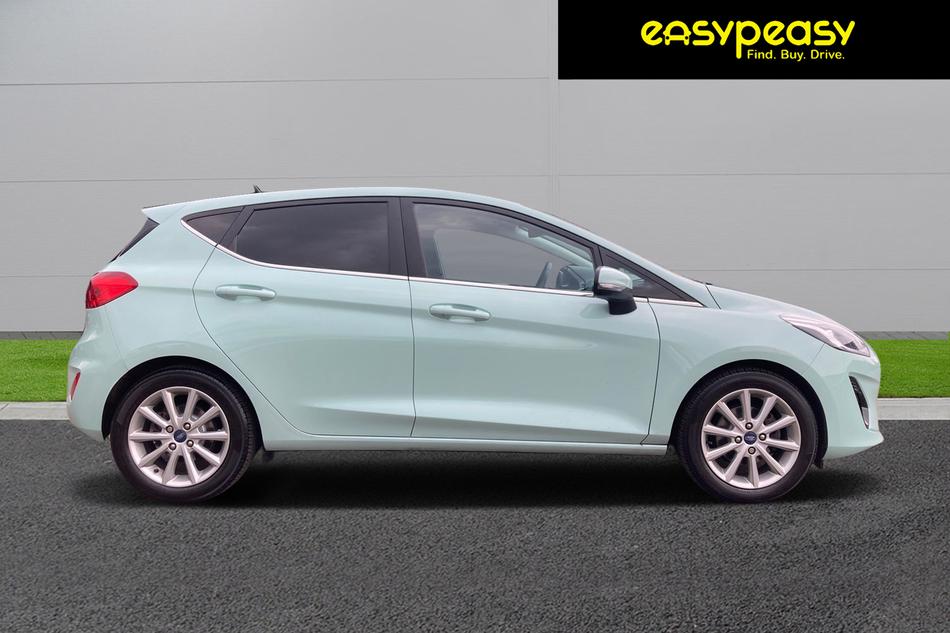 Ford FIESTA Photo autoimg-b807a9a29f4c71e5befc80060146f0bce46fa4fa.jpg