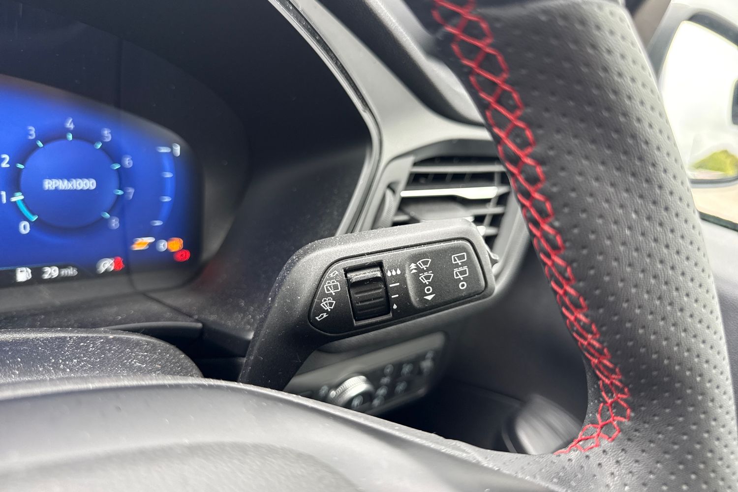 Ford KUGA Photo 14