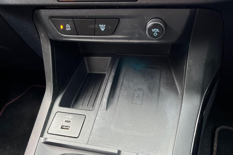 Ford PUMA Photo autoimg-b810afc4ba34b58fd924b0b8a4f673d0680038bc.jpg