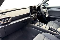 CUPRA Formentor Photo 2