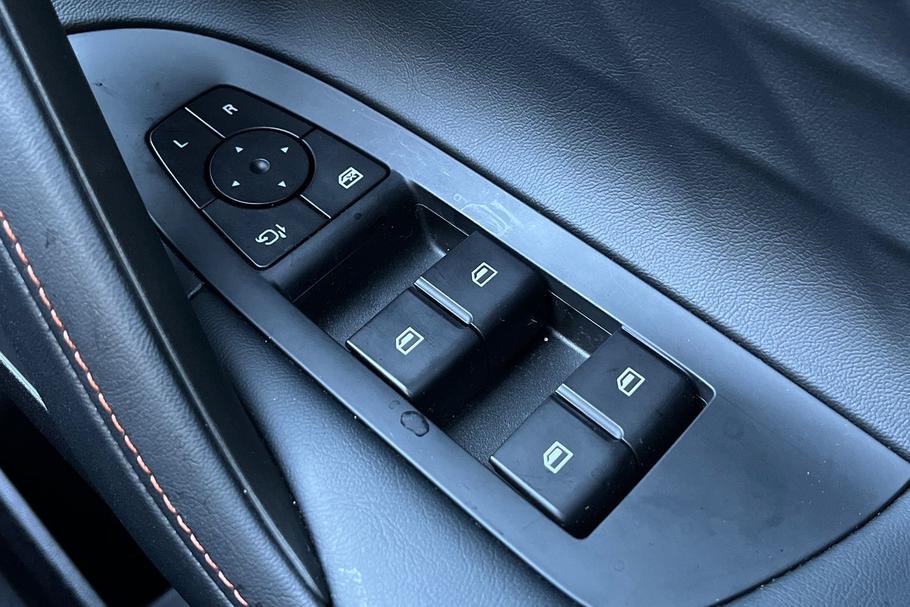 Used MG Motor UK HS 16