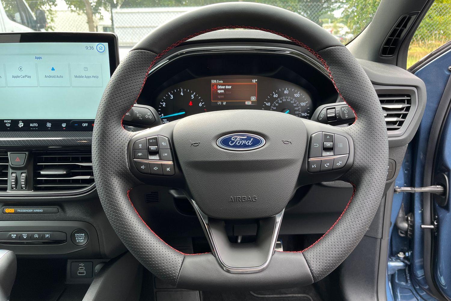 Ford FOCUS Photo 11