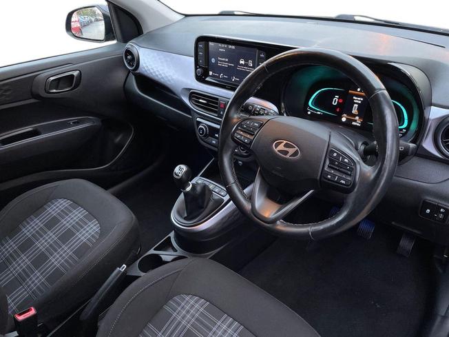 HYUNDAI i10 Photo 6