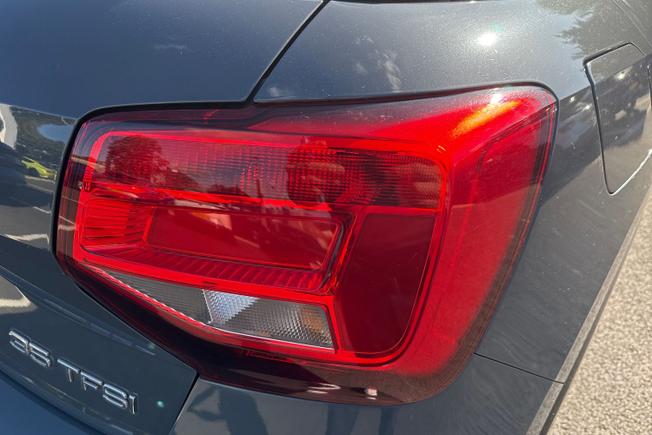 Audi Q2 Photo 18