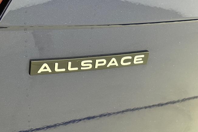 VOLKSWAGEN Tiguan Allspace Photo 21