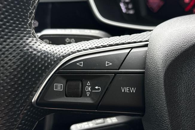Audi Q3 Photo 16