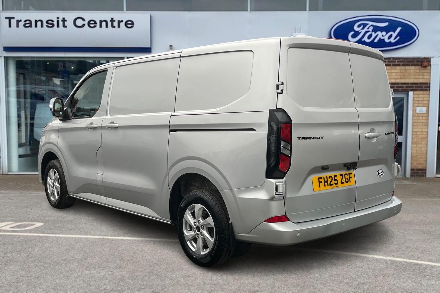 Ford TRANSIT CUSTOM Photo 1