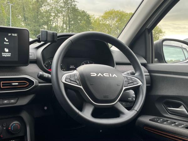 Dacia Sandero Stepway Photo autoimg-b82e12dfa5c37183a72441cb3354430f835d74da.jpg