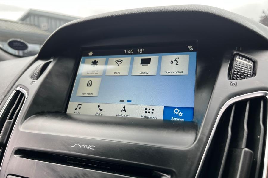 Ford Focus Photo autoimg-b8308fafcade3c4a2ef58bf5750b9c6643724a04.jpg