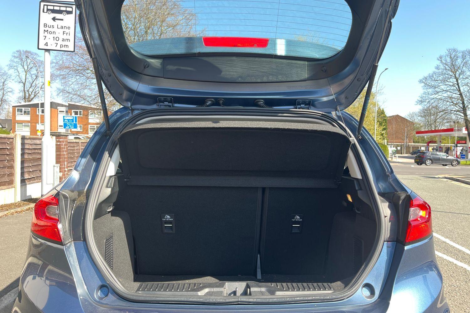 Ford FIESTA Photo 20
