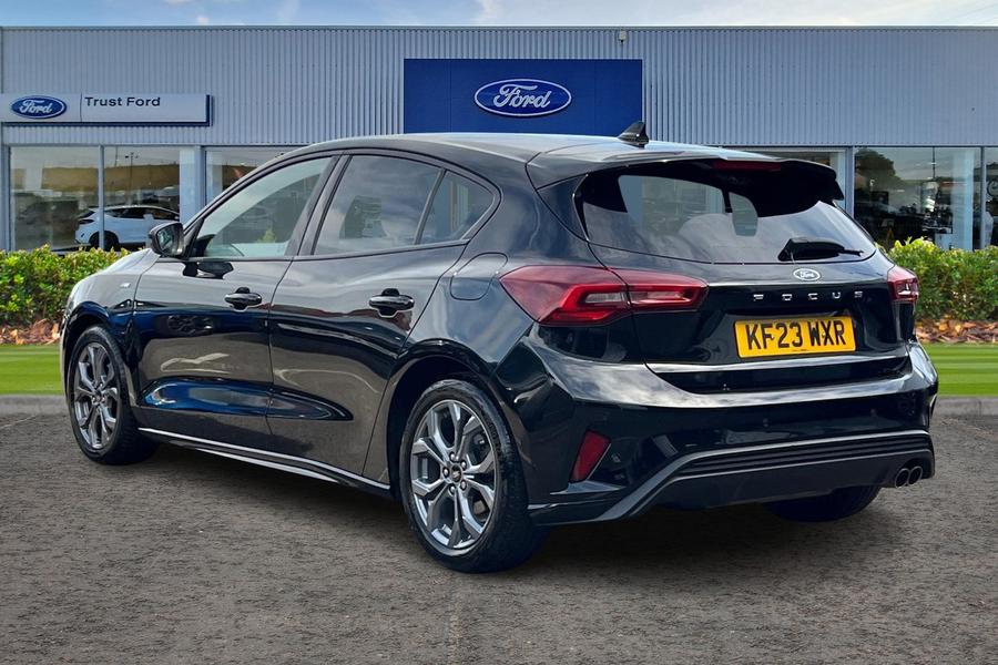 Ford Focus Photo autoimg-b832a6bdd8d184e55fe33236f718761b89b0e624.jpg