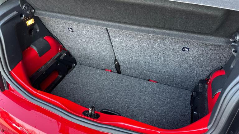 Used Volkswagen up! DL17WFK 27