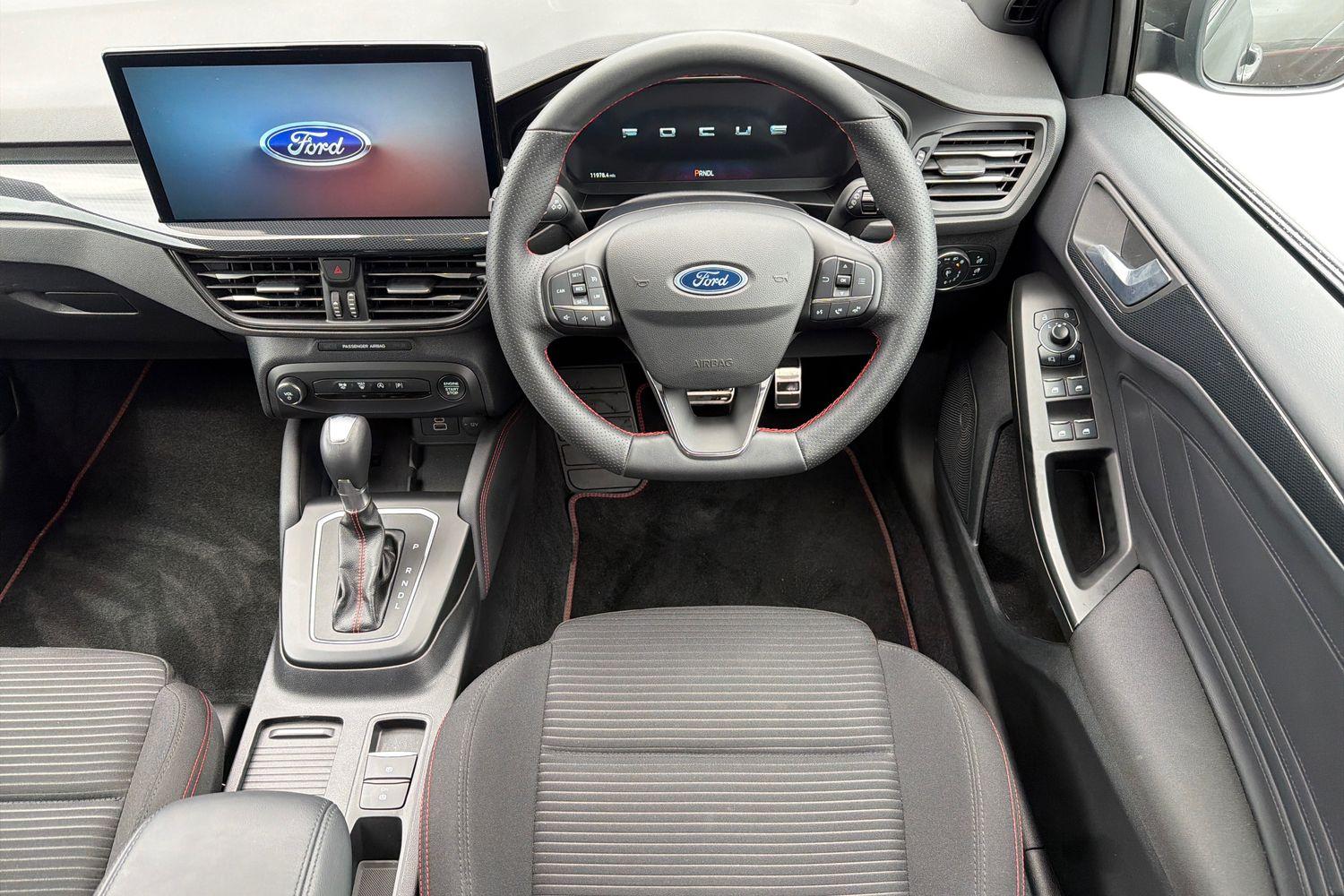 Ford Focus Photo 10
