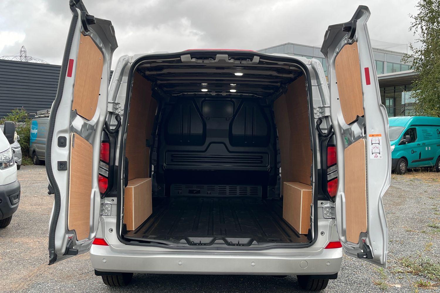 Ford TRANSIT CUSTOM Photo 5