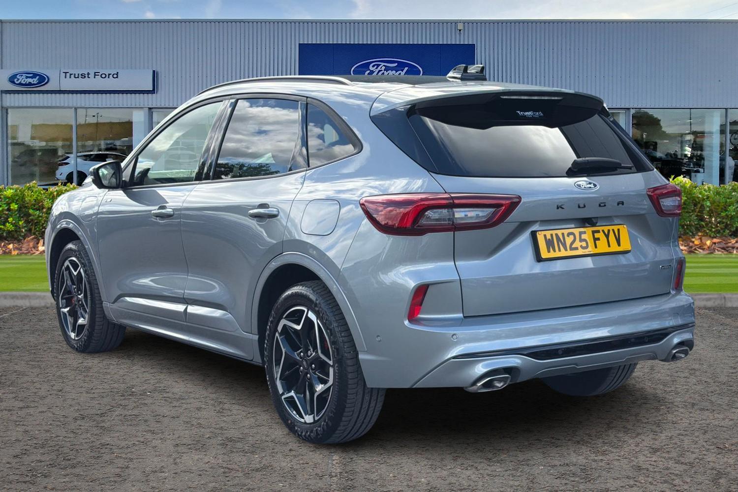 Ford KUGA Photo 1