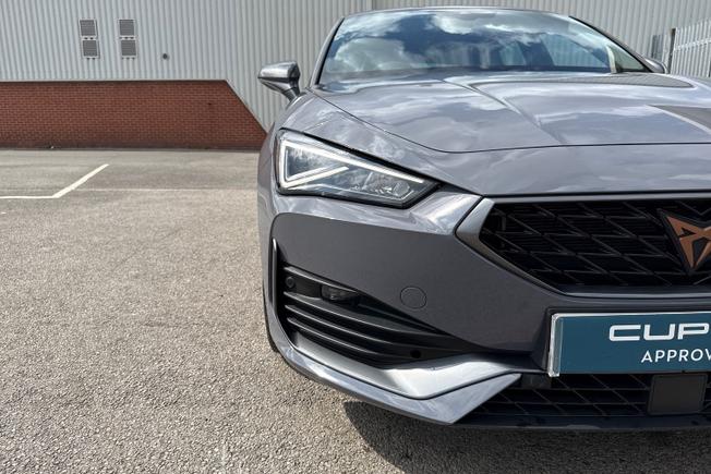 CUPRA Leon Photo 19