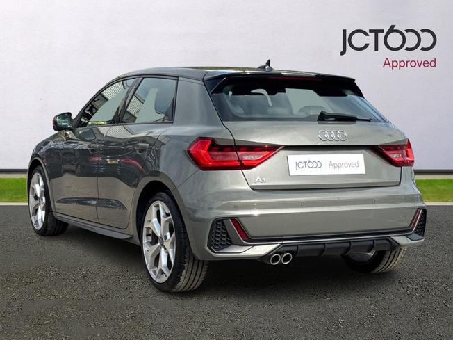 AUDI A1 Photo 3