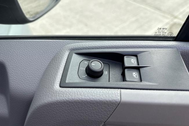 VOLKSWAGEN Crafter Photo 36
