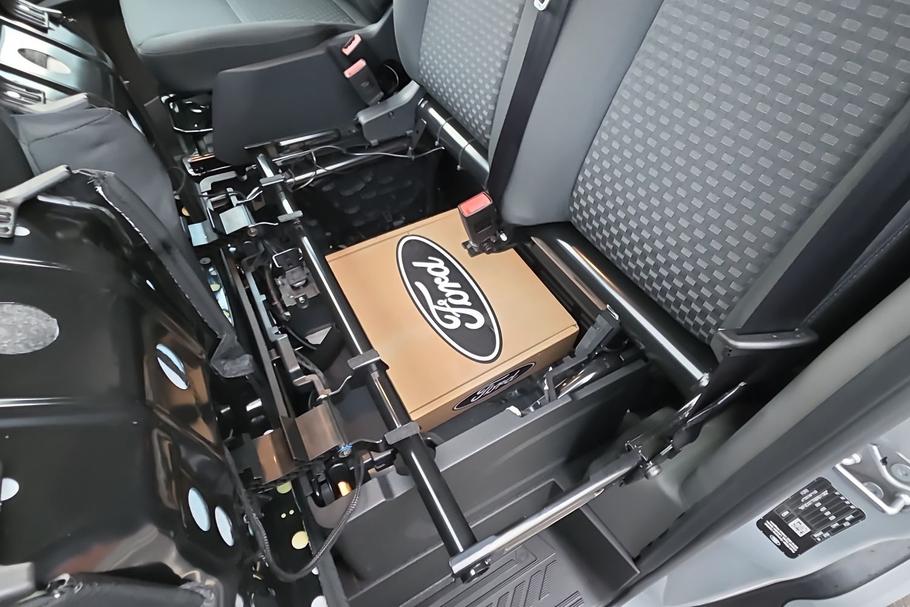 Used Ford E-TRANSIT 24