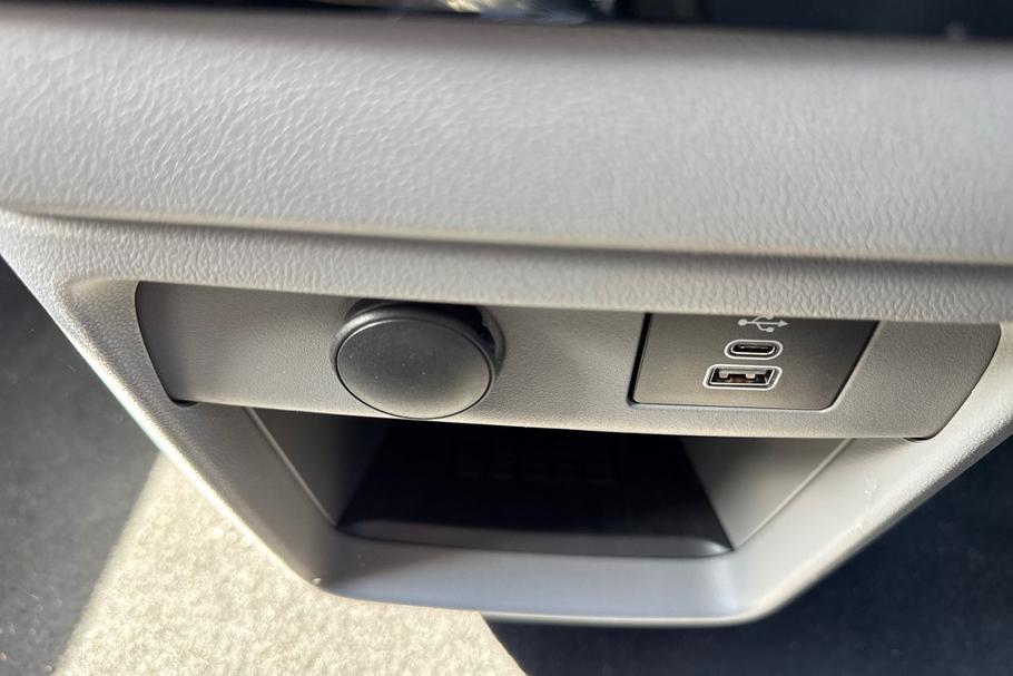 Used Ford TRANSIT CUSTOM BG26ZGO 36