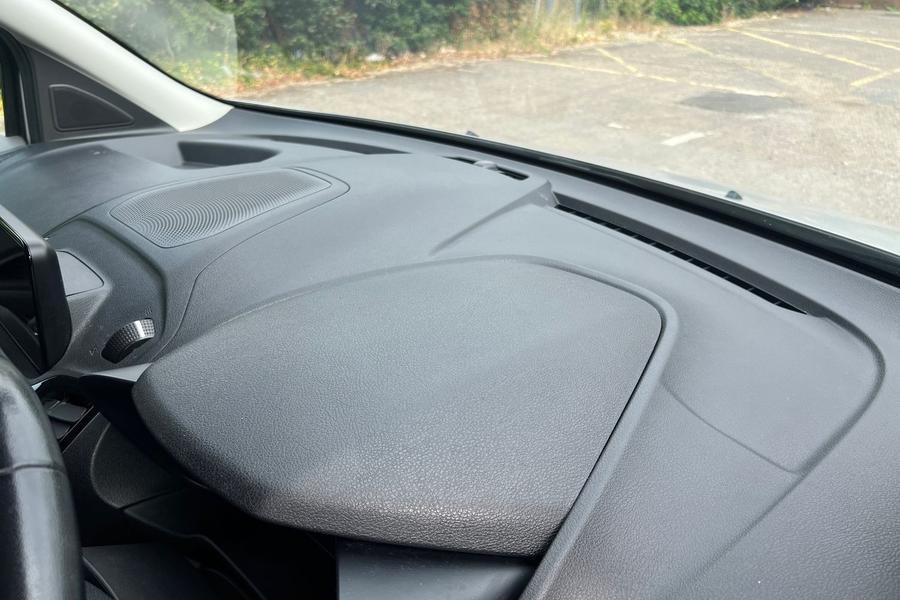 Ford TRANSIT CONNECT Photo autoimg-b8428a4ea71b9663d614be2d3f639f2ce8c7b225.jpg