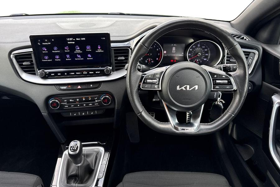 Kia XCEED Photo autoimg-b84570b4b4ac739c06514a365507b238d923fadf.jpg