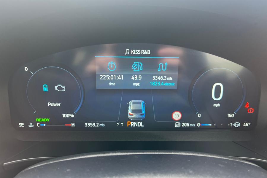 Ford KUGA Photo autoimg-b846180c68ab457a5bb271e85d48af77d6a808c5.jpg