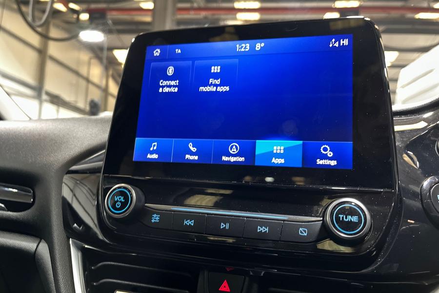 Ford FIESTA Photo autoimg-b846d10d1c2e61b09c75f3f7bd5dc5888e82bf24.jpg